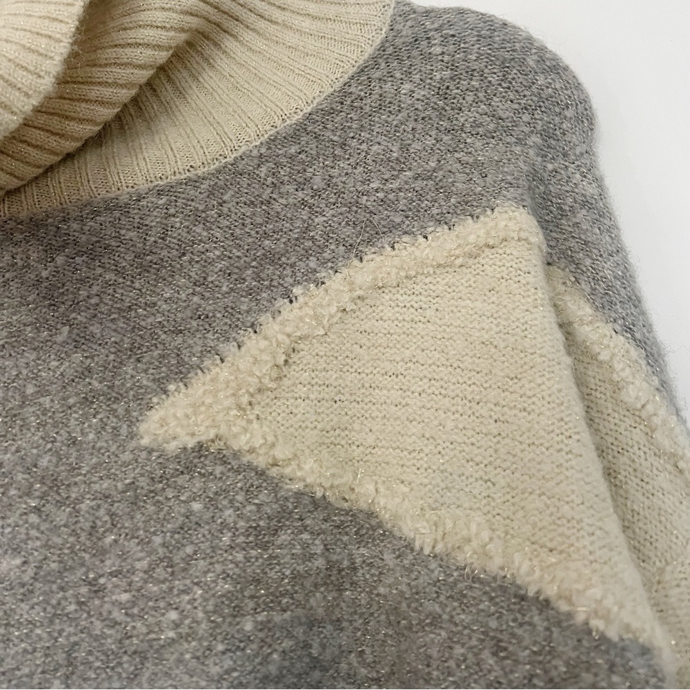 NWT Bucketlist Abstract Textured Color-block Sweater - Picture 5 of 6